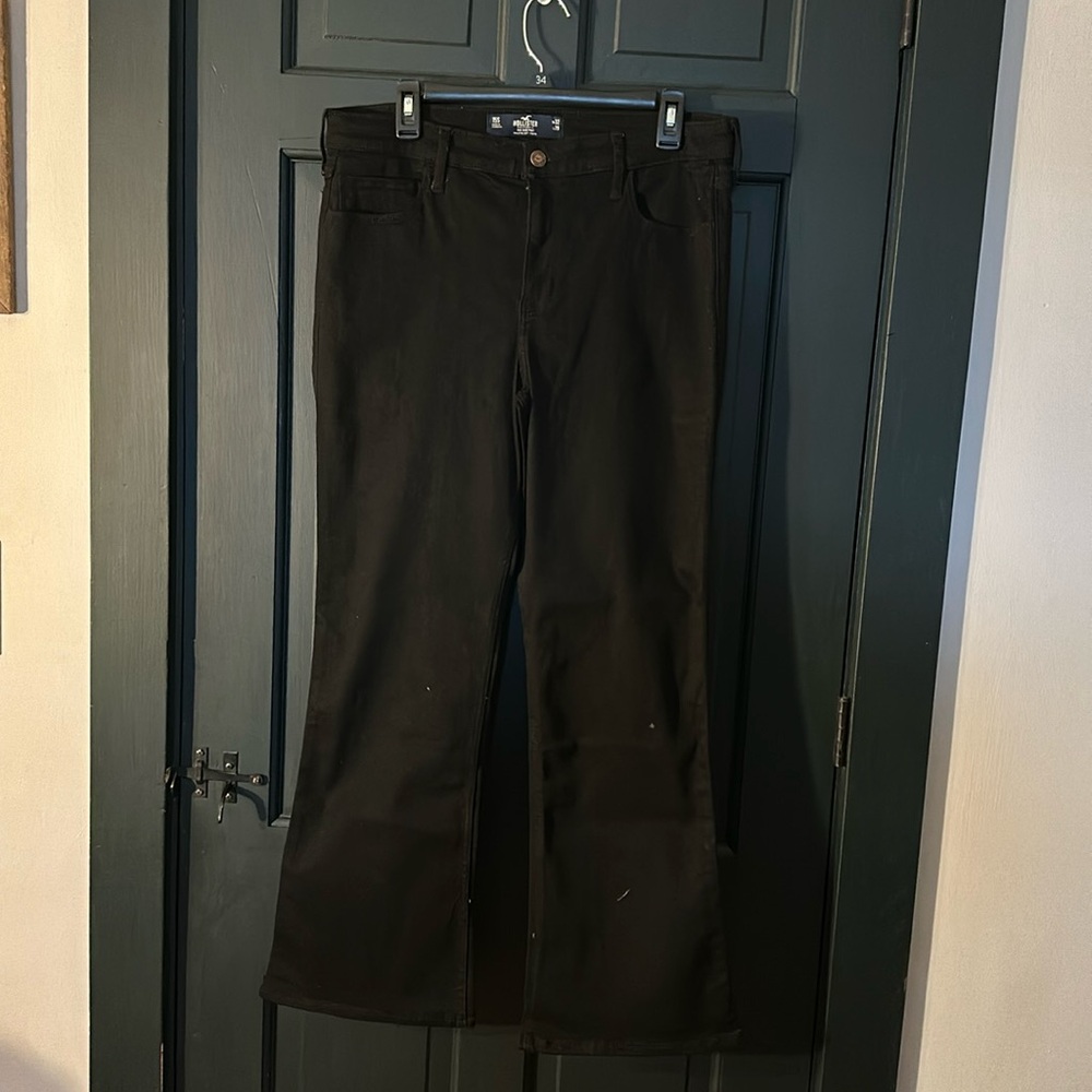 Hollister mid rise boot black jeans size 15S or 32W/29L
